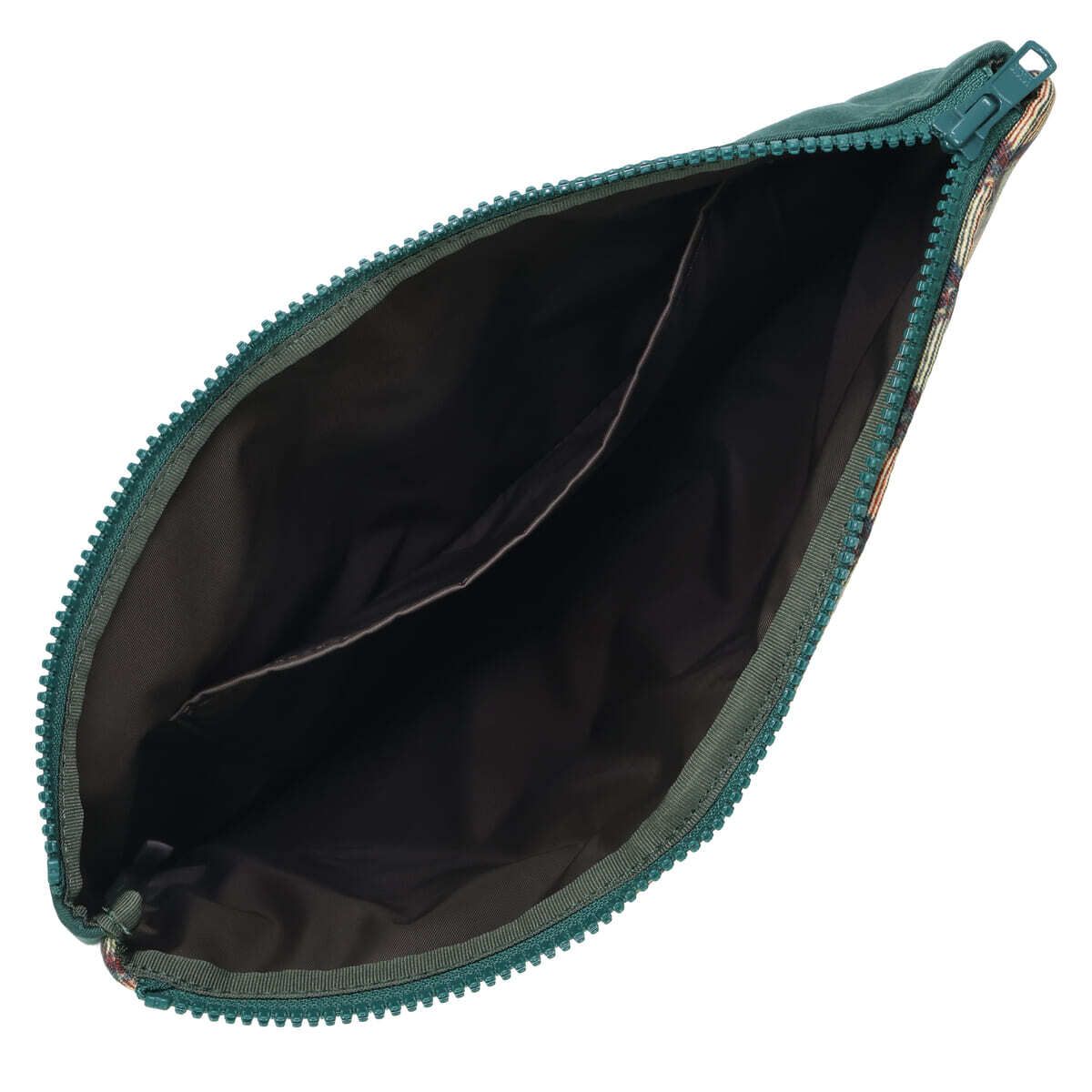 プーさんコーナー」のコスチュームをアップサイクル！ 東京ディズニー