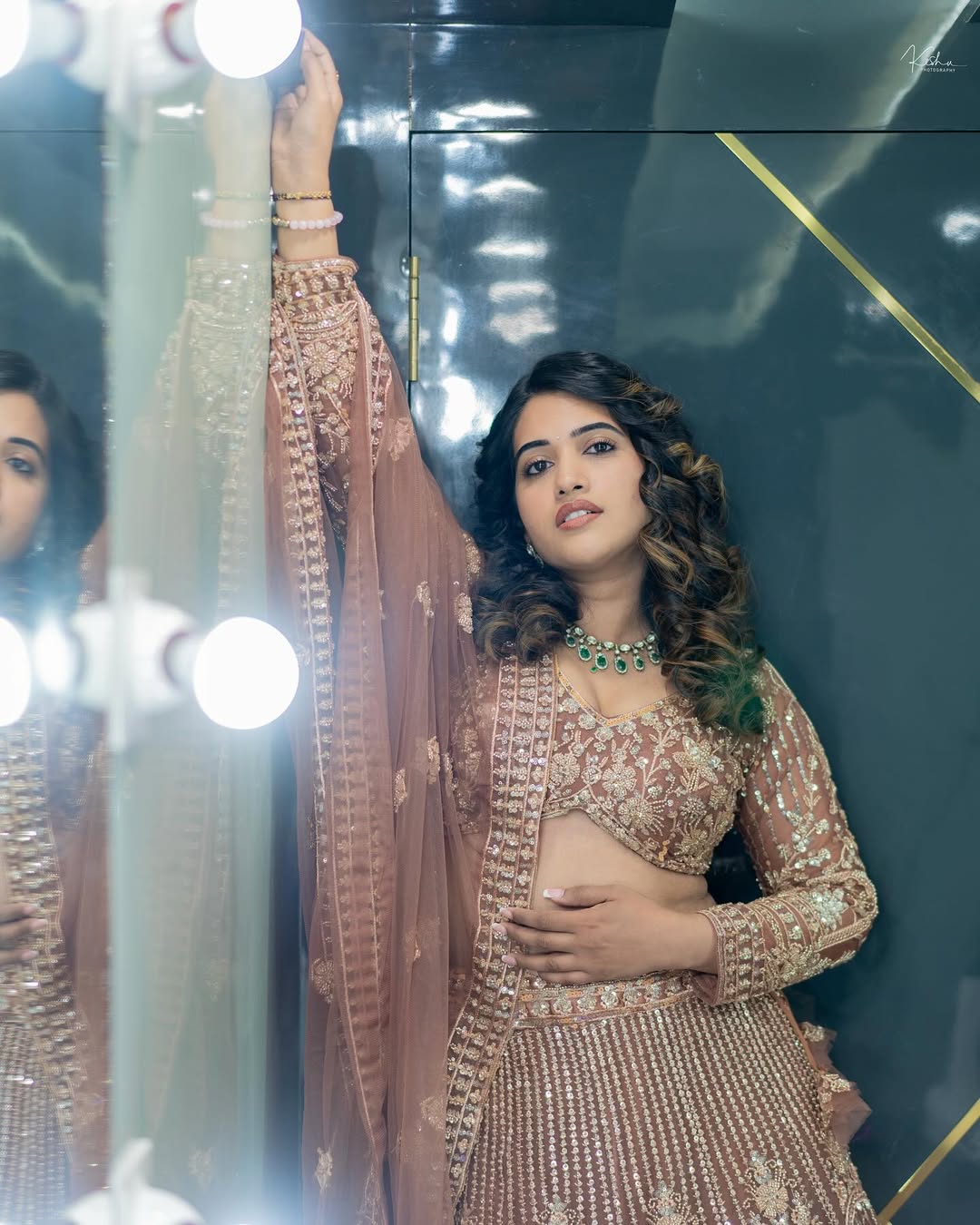 Sravanthi Chokarapu clevage