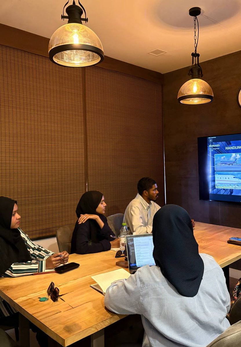 skytoursmv's tweet image. OCC annual refresher wrapped! Conducted by our Lead supervisor, Raya. We’ve sharpened procedures, boosted team synergy, and leveled up for the season. 💪🏽
#skytoursteam #bizavworks #nbaayopro