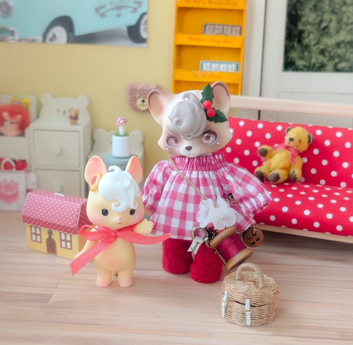 chip_tea's tweet image. くるふわ前髪（右）
くるくる前髪（左）
そしてヒイラギのヘアアクセサリー
近日中に販売出来るように準備を進めてます✨️
#cocoriang #PIPOSDOLL