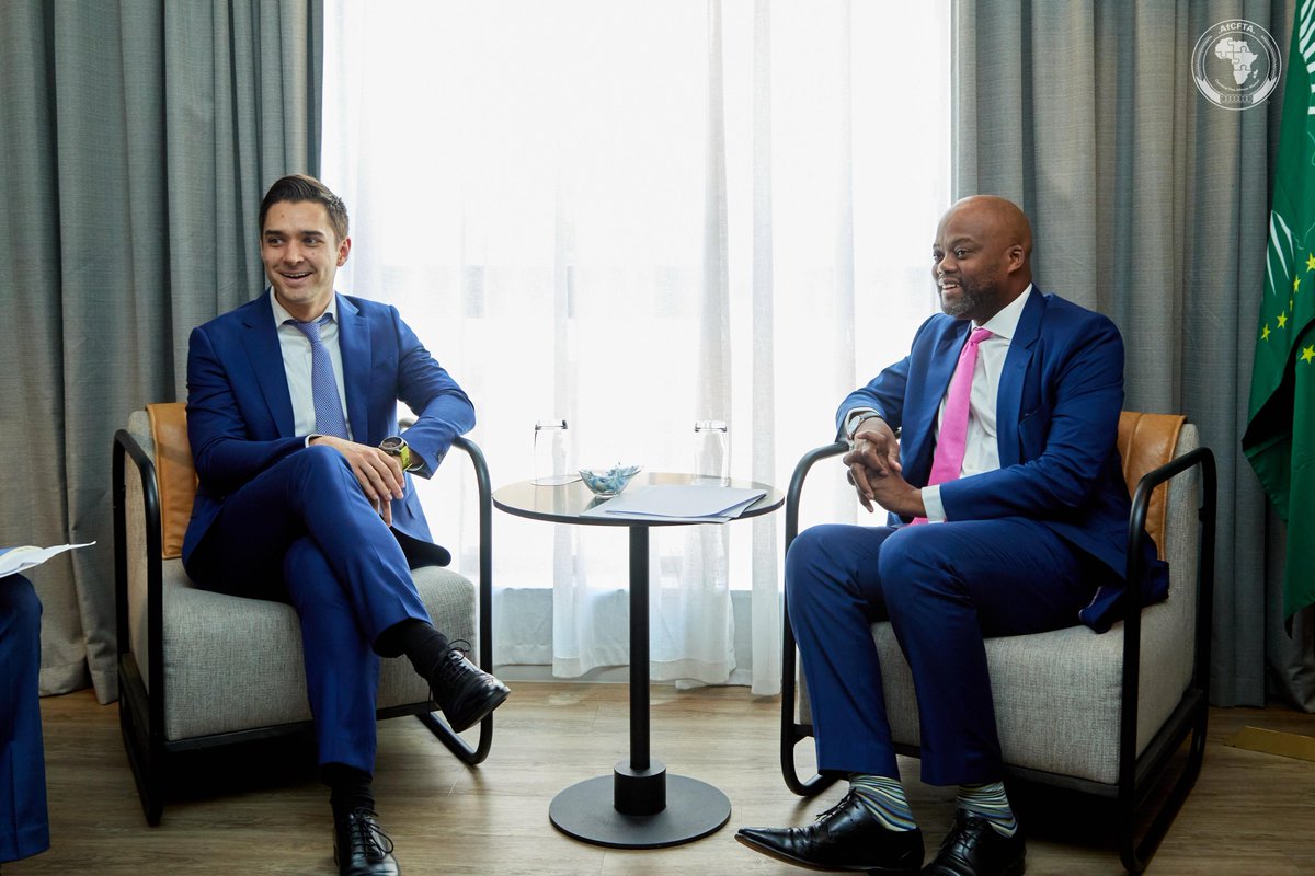 DomSchiener's tweet image. It was a great honor to meet H.E. Wamkele Mene, Secretary General of the AfCFTA Secretariat

We had a long discussion about ADAPT and how we at IOTA will support him on his mission to unite Africa with a single digital infrastructure for trade, payments and finance.