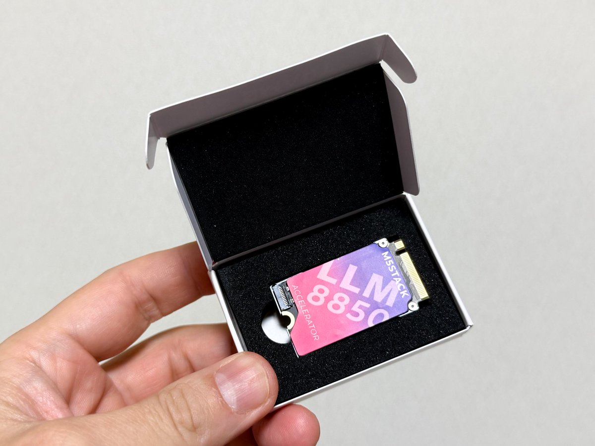 saitotetsuya's tweet image. 買い損ねていたAI-8850 LLM Accleration M.2 Moduleも。確かに too small だし too smart だわね。Raspberry Pi 500+ に載っけるつもり #m5stack