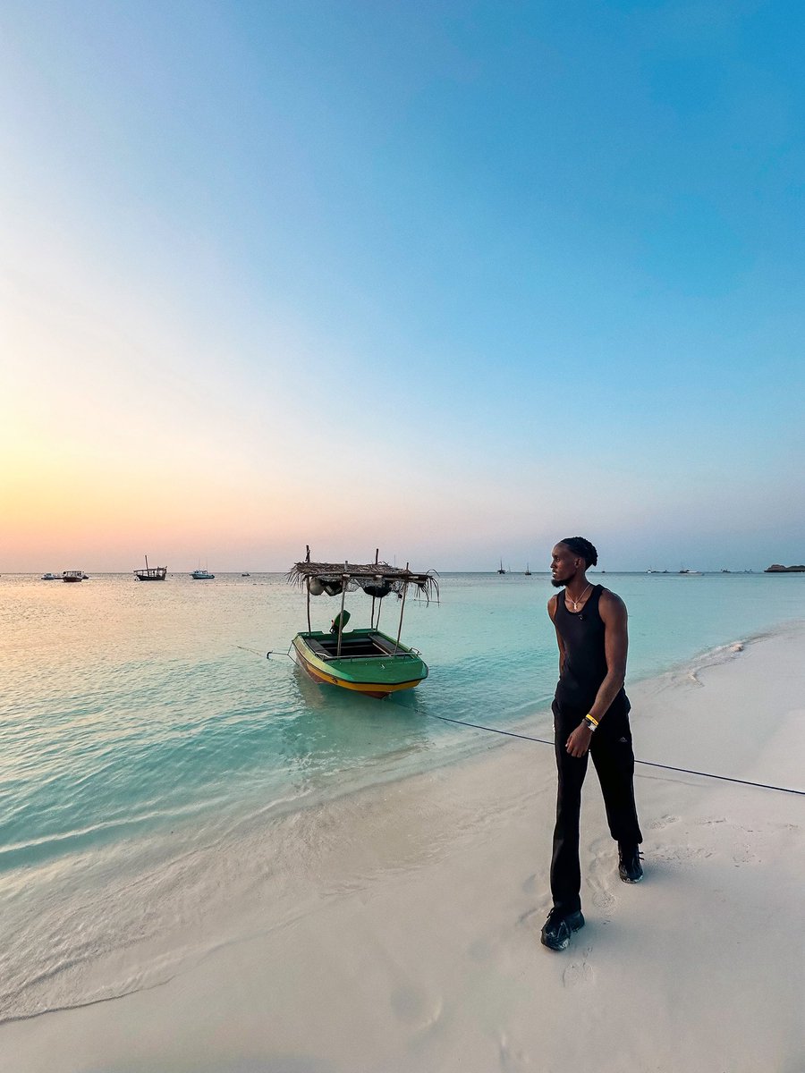 MarvCoded's tweet image. My name is Marvin and this’s what I create