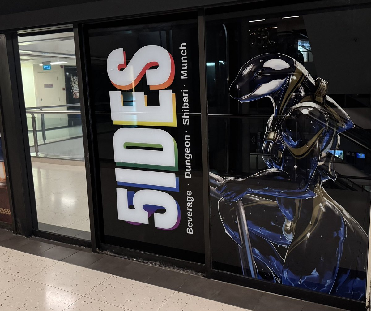🎄 12 Days to Soft Launch 🎄
Hidden in the heart of Orchard Road… 👀
Here’s your first clue to find 5IDES.
Private. Discreet. Almost ready. ✨

#12DaysToSoftLaunch #5IDESisComing