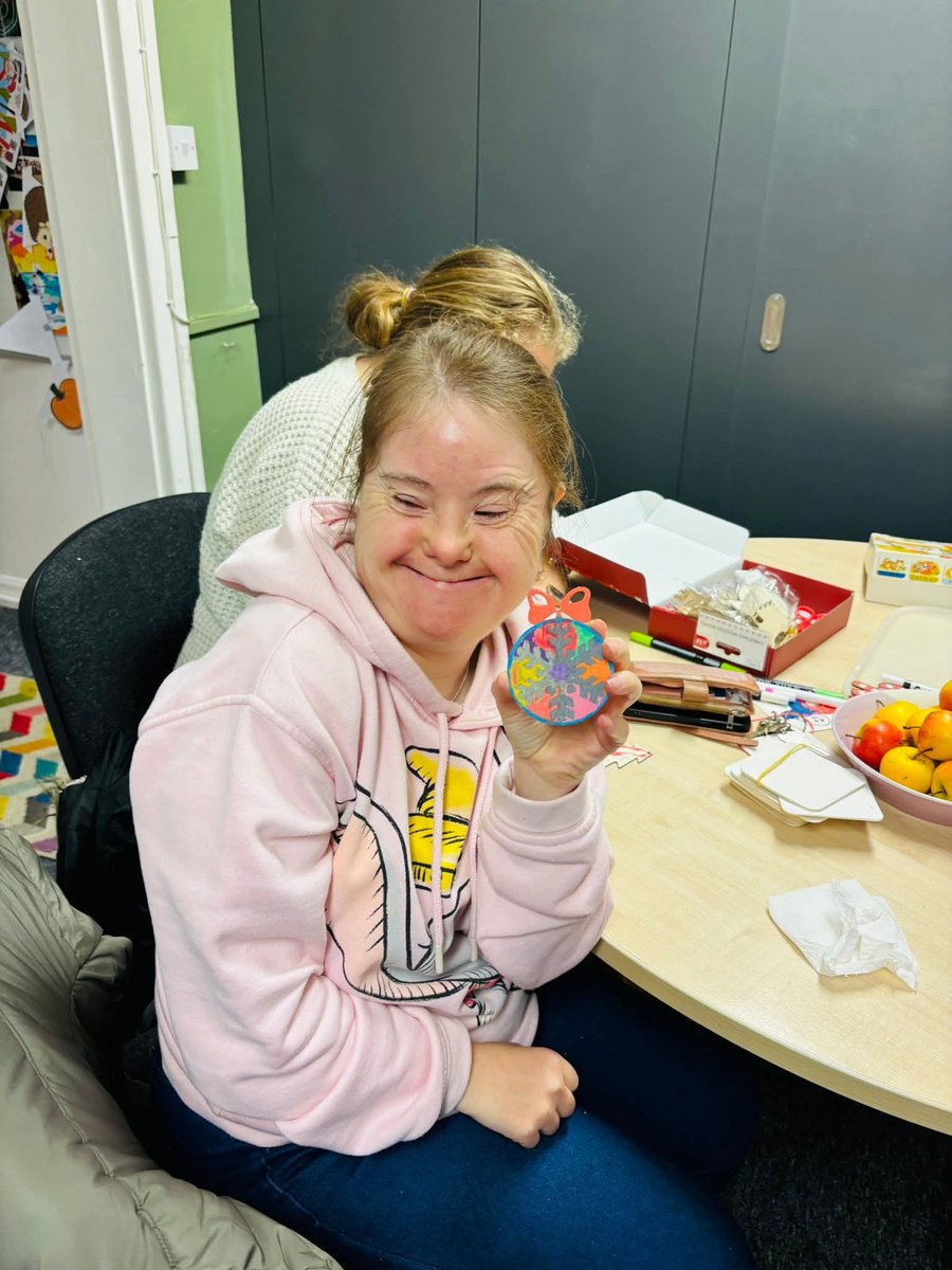 Rainbow_Stars1's tweet image. Wacky wednesday and they had a blast, friendships for the young and a bit older. Lots of Art for our Art for All project, chilling in our state of the art sensory room. Just perfect!!
#wackywednesday
#artforall
#somethingforeveryone