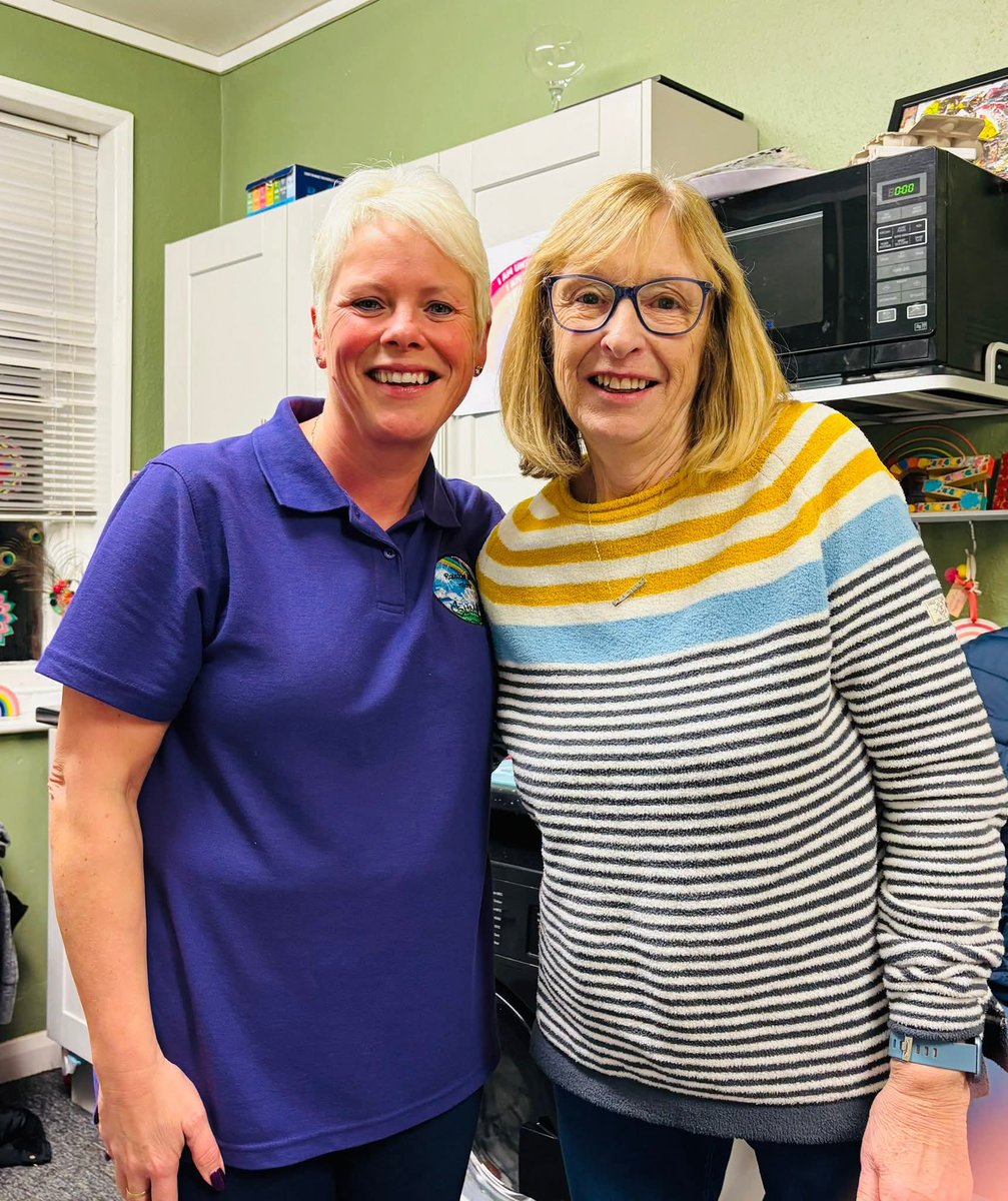 Rainbow_Stars1's tweet image. Wacky wednesday and they had a blast, friendships for the young and a bit older. Lots of Art for our Art for All project, chilling in our state of the art sensory room. Just perfect!!
#wackywednesday
#artforall
#somethingforeveryone