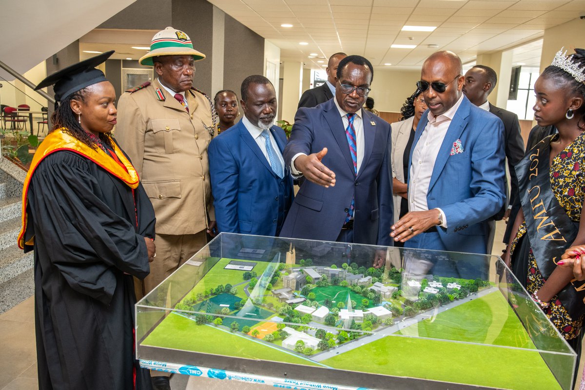 Amref International University (AMIU) tweet media