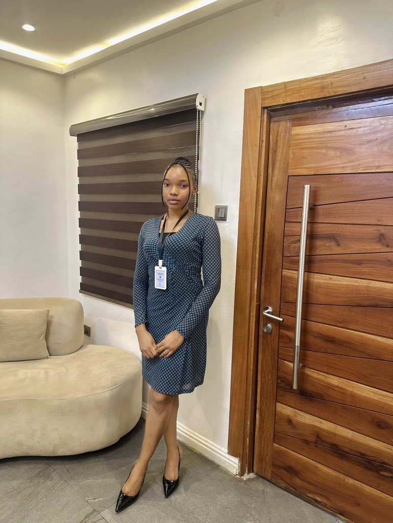 iamscrummy_'s tweet image. Currently at work, where are you?