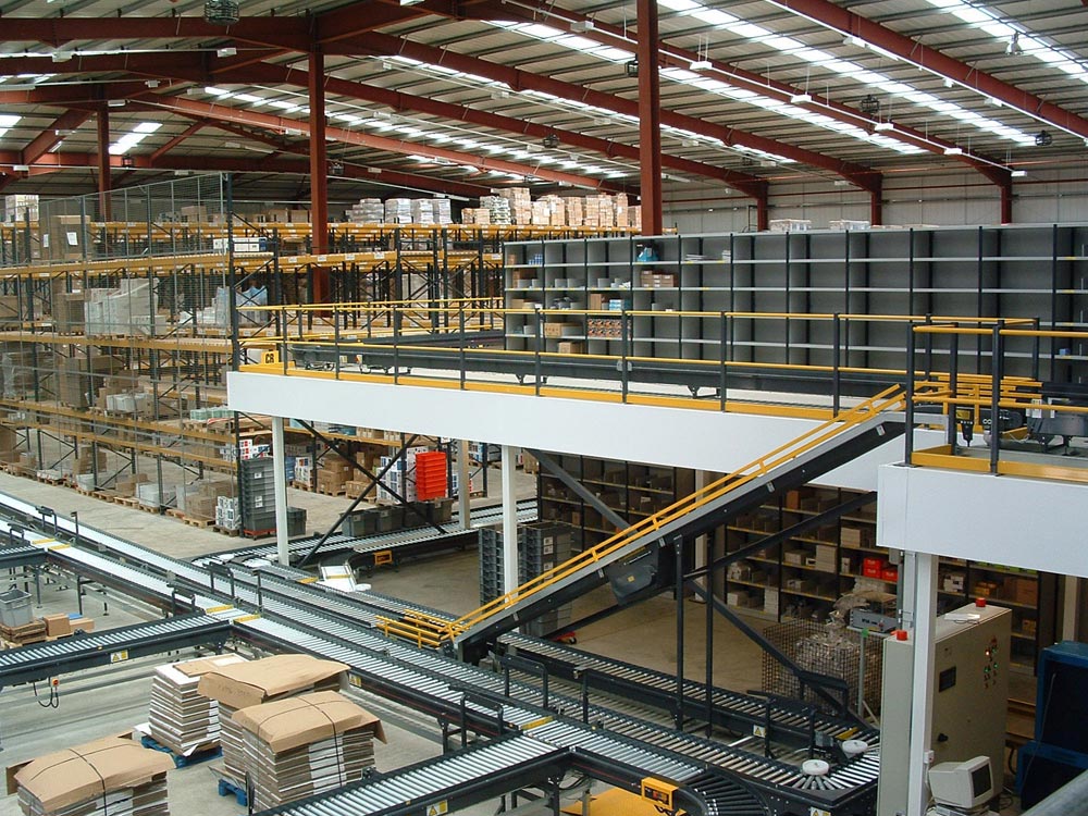 Need more space without moving premises? 🏢

Our mezzanine floors create smart, flexible solutions for storage, office space, production, and more, all within your existing building.

📦💼🛒
 Explore the possibilities: avantauk.com/mezzanine-floo…

 #WarehouseSolution #MezzanineFloors
