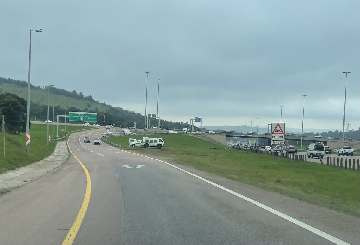 ConsumerHints's tweet image. Shouldn't visible policing be the norm in SA (not only during the #G20)?