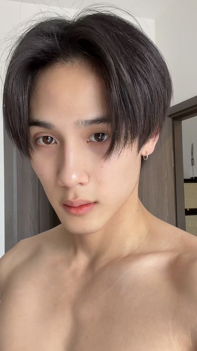 nowniinoey's tweet image. คือไงอะตี๋ ไม่อยากมีแม่แล้วดิ่ ㅠㅠ
( แต่เอาอีกนะ ชอบ )

⭐️ : #javabh – @javabh28