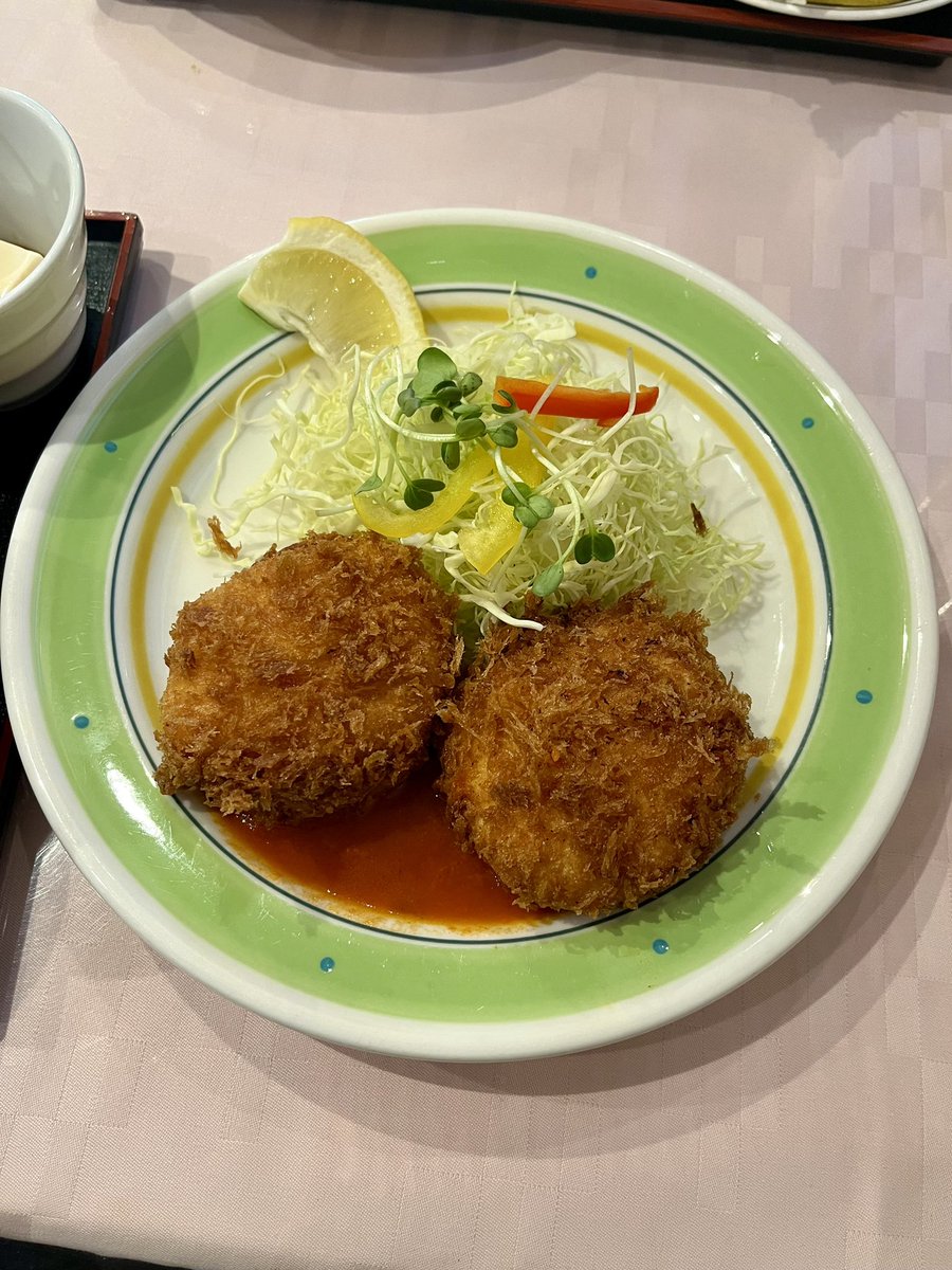Hello_Abe's tweet image. 昼カニクリームコロッケ🦀
#三幸