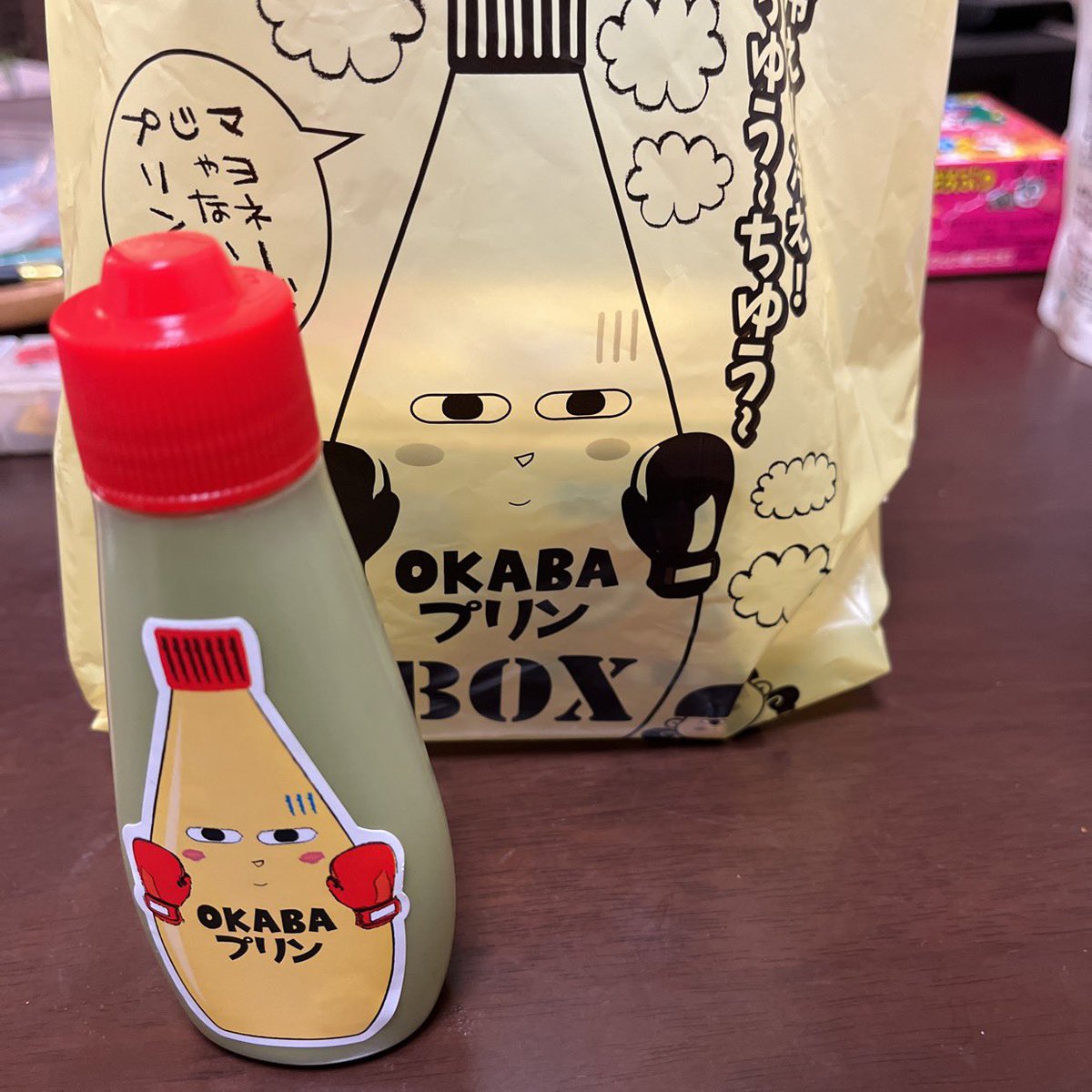 sakenioboreruna's tweet photo. 今日買った品々
・うんちのぶたまん(冷凍)
・OKABAプリン(抹茶)
・べんきのプリン
#高知飯
#高知お土産
#コンビニエンスおかばやし
#OKABA
#高知スイーツ
#香北町 https://t.co/BG6S6p00n6