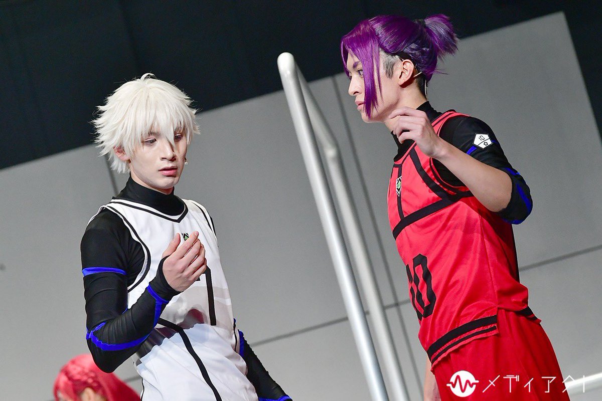 舞台 ブルーロック〈2枚組〉 舞台 ブルーロック〈2枚組〉 Amazon.co.jp: 【Amazon.co.jp限定】舞台