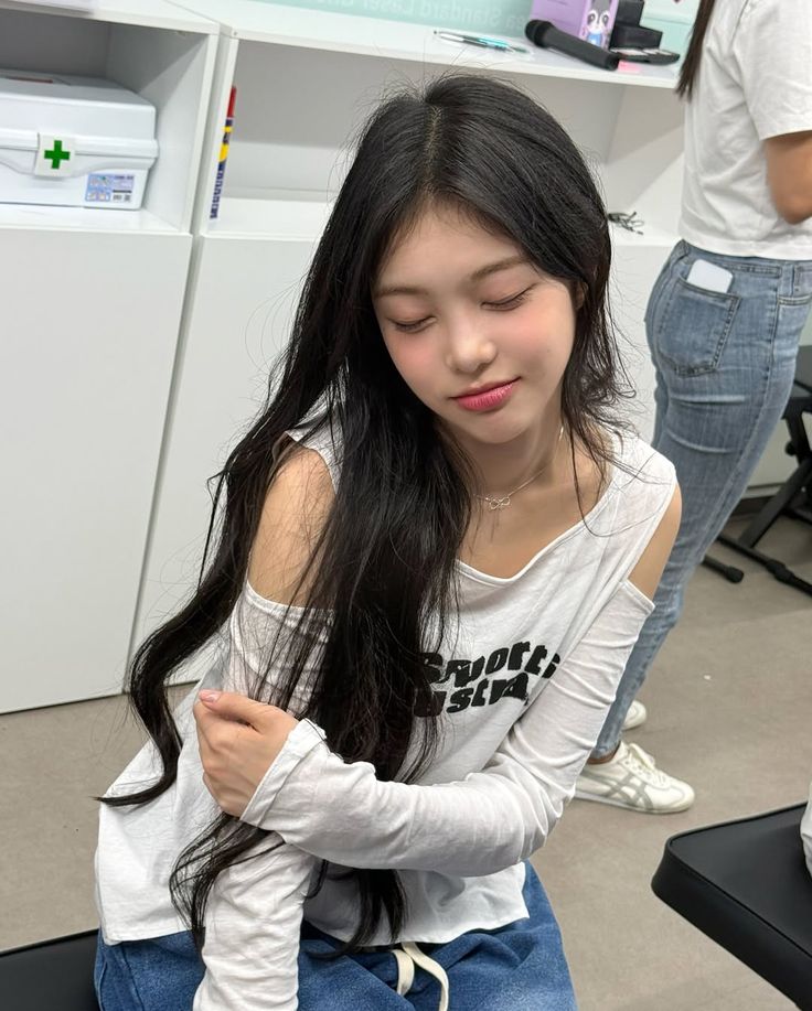 miaukesyiL's tweet image. 𝒟aily chat absurd 𝒦eanu &amp;amp;  𝒊ssa as jamet boyfriend and aesthethic girlfriend, a #keonsuni few tweets au 🥨🧶🎮