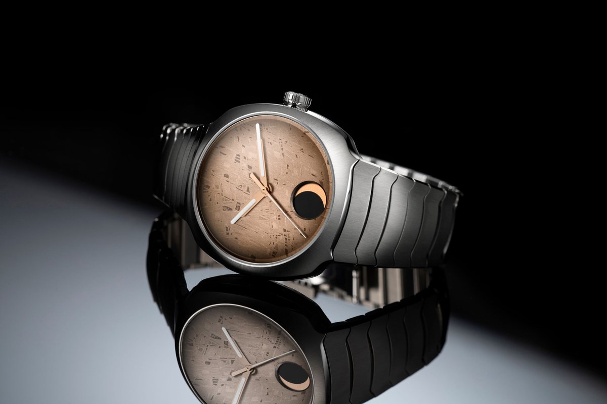 timekeepersclub's tweet image. H. Moser &amp;amp; Cie. Streamliner Perpetual Moon Concept Meteorite
timekeepers.club/articles/novel…