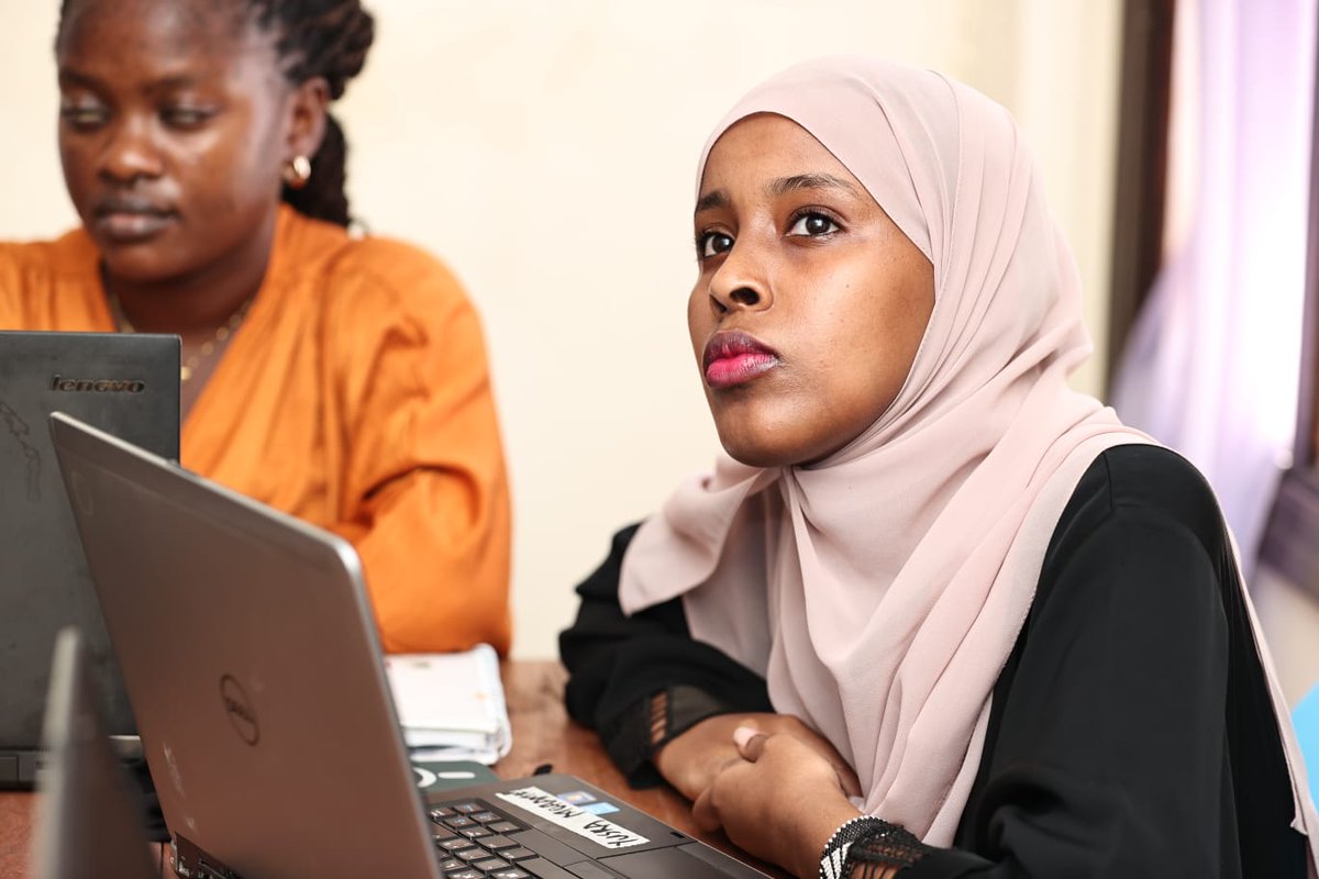 pwaniteknowgalz's tweet image. Last week, we trained the CodeHack Women in Tech girls on soft skills + navigating the fast-growing gig economy. Led by @ashuna112 ,the session boosted confidence, communication &amp;amp; readiness to tap into online opportunities.

#CodeHackWomenInTech  #GigEconomy #WomenInTech