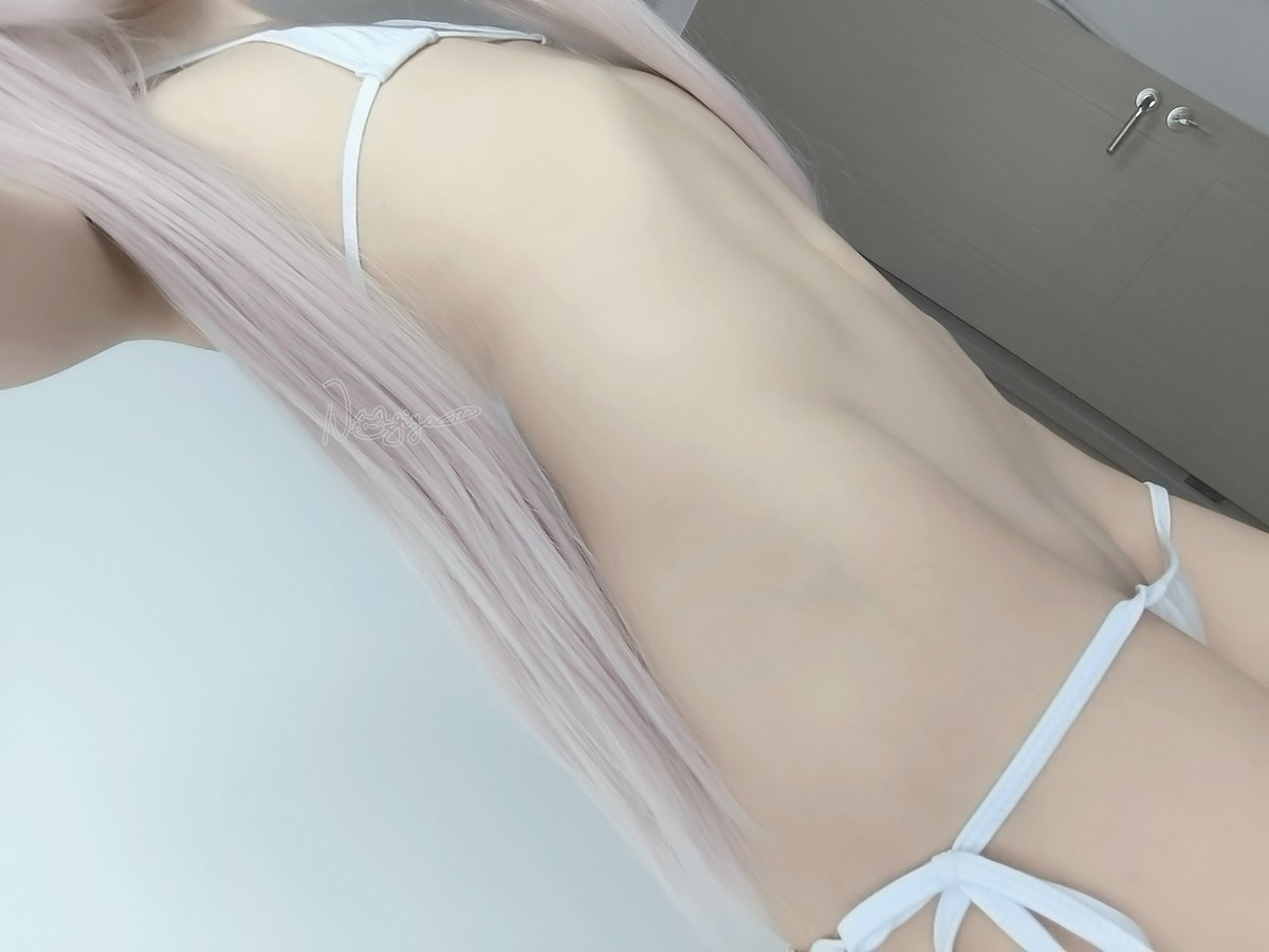 我可以把性别改成驱逐舰加入碧蓝航线吗，这样我就可以变成贫乳甚至是巨乳萝莉了，这地球online是真的一点都玩不下去了