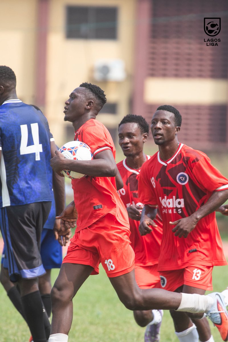 LAGOS LIGA PRE-SEASON TOURNAMENT — DAY 2. 

It’s another action-packed day at the Unilag Sports Center as four teams battle it out in today’s fixtures!

MATCH FIXTURES
1 PM — Jarus FC vs Knights FC
3 PM — Elite Stars FC vs Courtville FC 

Yesterday’s games were intense, and today