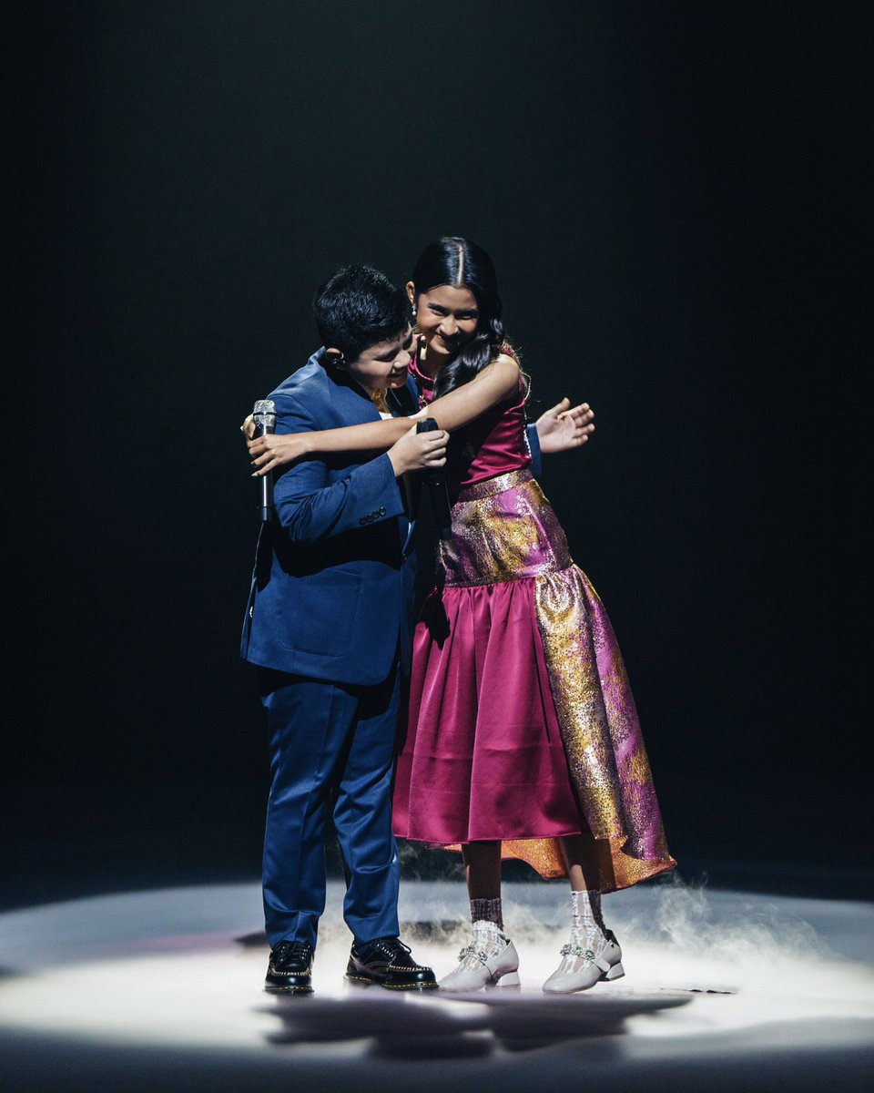 Dari lantunan sederhana, lalu bergema di jutaan telinga, hingga diapresiasi sebegitu besarnya.

19 November 2025 jadi malam yang akan kami kenang seumur hidup. Karya kami “Selalu Ada di Nadimu” mengantarkan kami meraih banyak apresiasi di AMI Awards 2025;

• Duo/Grup/Kolaborasi