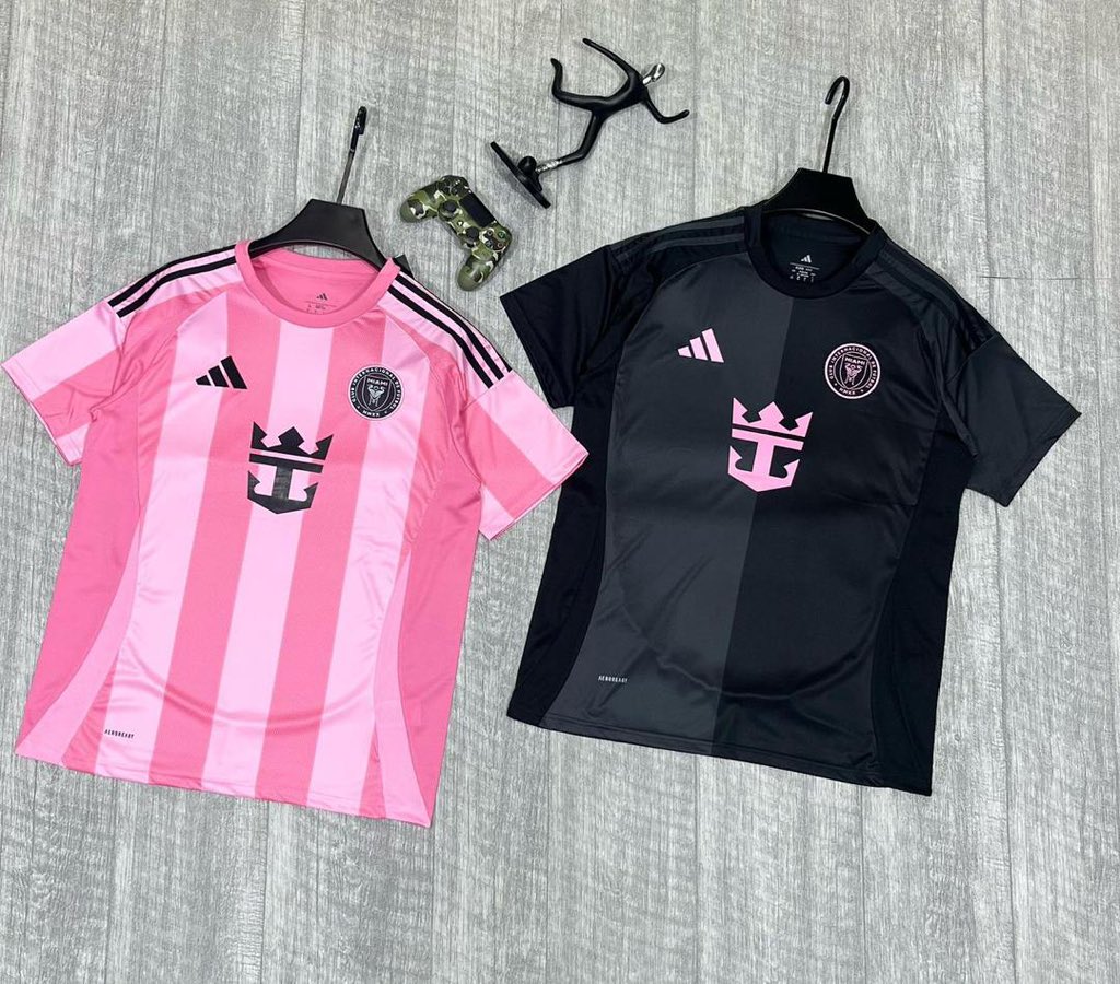 omoIlorin001's tweet image. available with fast delivery 🔥

New season and retro jersey  ✅ 
Quality 
Retro 25k 
Fans version 20k
Player version  25k
Size: L, XL, XXL

Kindly RT🧎🏼‍♂️🧎🏼‍♂️🧎🏼‍♂️