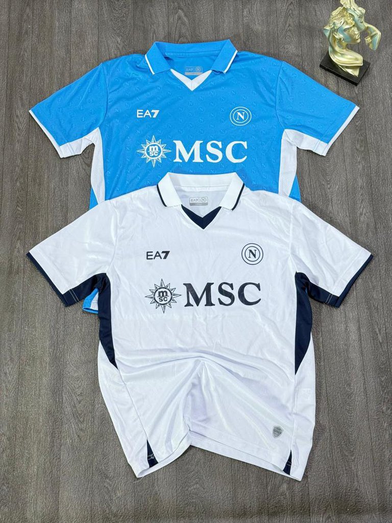 omoIlorin001's tweet image. available with fast delivery 🔥

New season and retro jersey  ✅ 
Quality 
Retro 25k 
Fans version 20k
Player version  25k
Size: L, XL, XXL

Kindly RT🧎🏼‍♂️🧎🏼‍♂️🧎🏼‍♂️