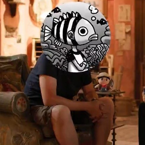 pewpiece's tweet image. Eiichiro Oda comment this week :

"My absolute favorite pizza place, Spontini, finally became available for delivery. I got so excited that I ended up eating too much."