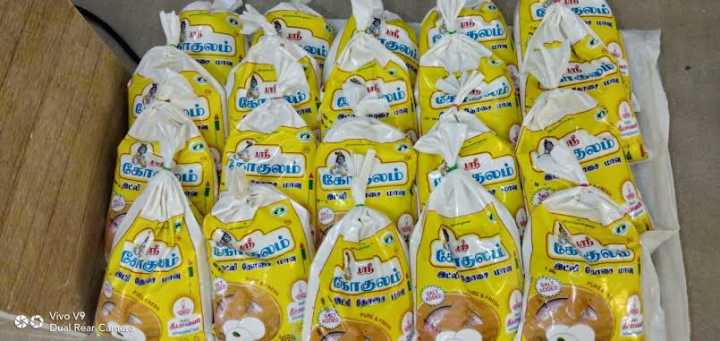 #Business Ideas 💡 

மாவு கடை Business இப்ப கொஞ்சம் Peak Growth 📈 தான் இருக்கு மக்களே

மாவு மட்டும் நல்லா இருந்தா போதும் அப்புறம் + கடைகளுக்கு நீங்க நல்ல Profit வைத்து கொடுத்தால் போதும் 

ஒரு நாளைக்கு 5000 ரூபாய் சம்பாதிக்கலாம் இந்த Business 

நம்ம பால் கடைக்கு கோகுலம் மாவு தான்