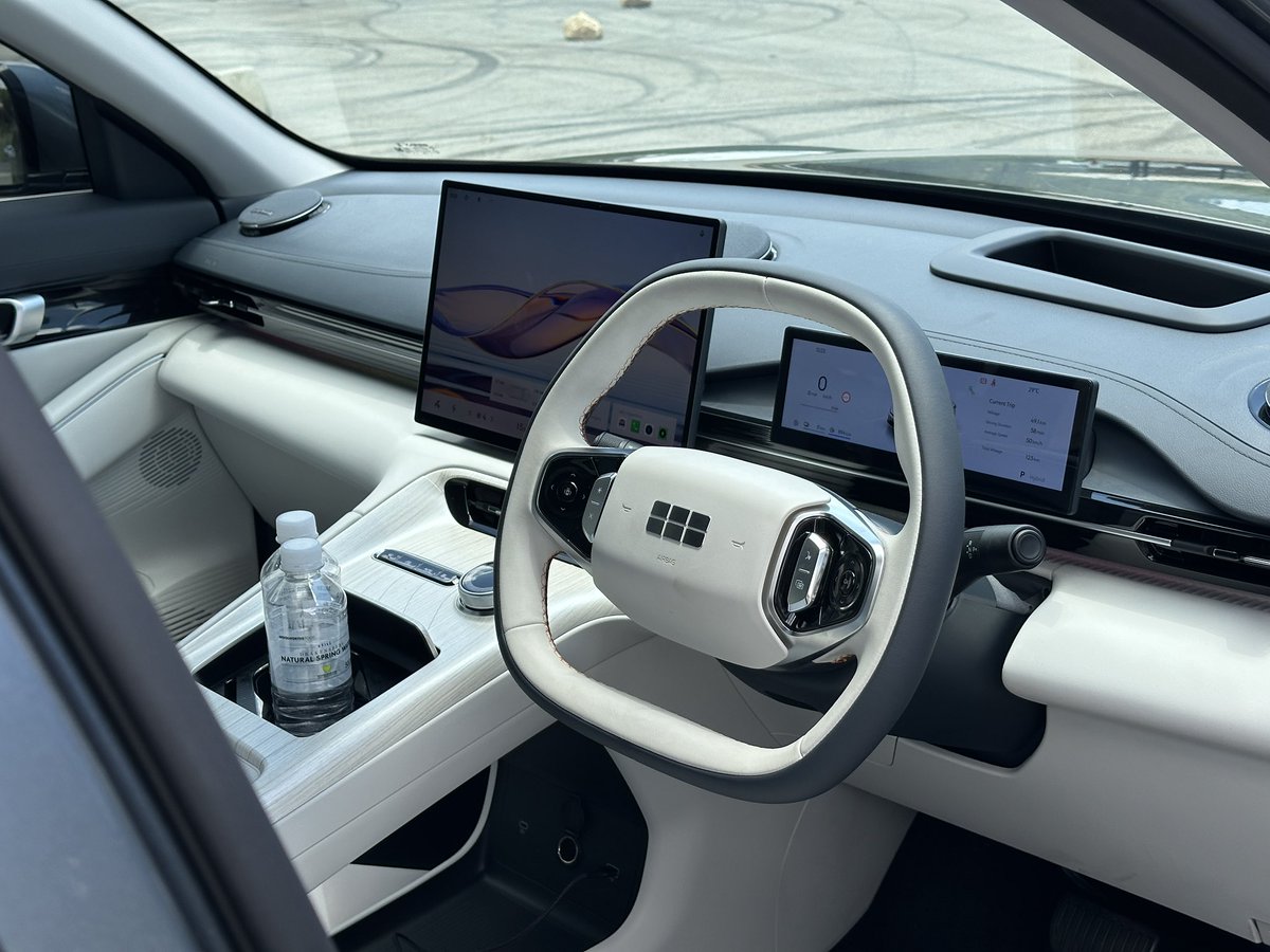 Khulekani on Wheels tweet media