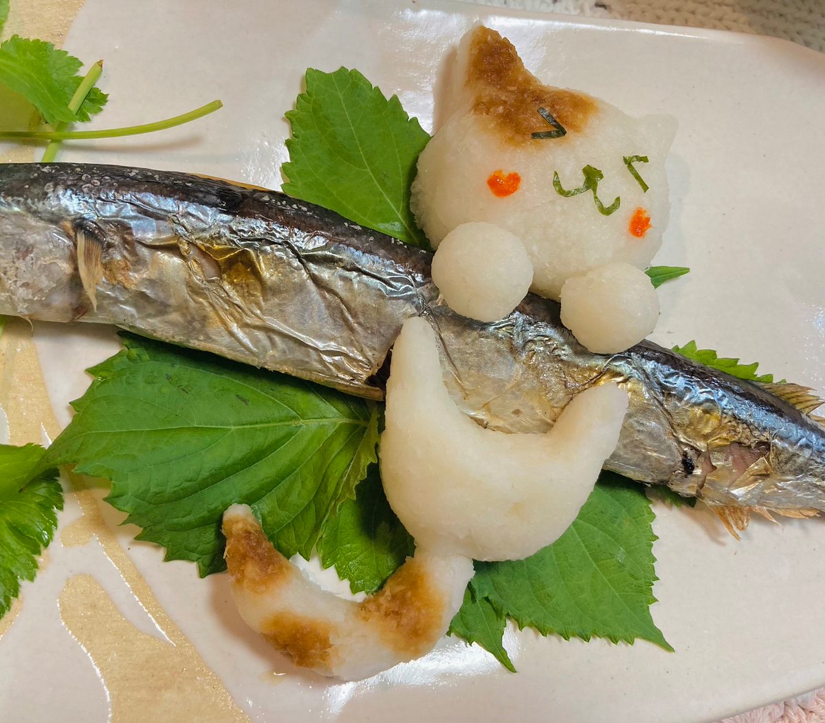 bozu_108's tweet image. 『鬼に金棒』を食べ物で例えよう選手権

最優秀賞
さんまに大根おろし