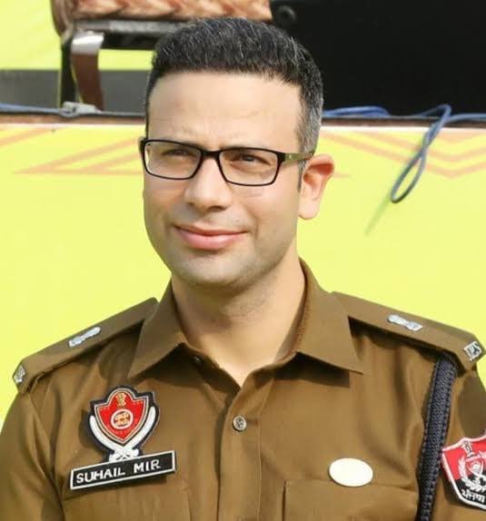 RahilGupta's tweet image. IPS Officer hailing from J&amp;amp;K gets 3rd District #SSP posting in #Punjab

#jammukashmir 

crosstownnews.in/post/149572/ip…