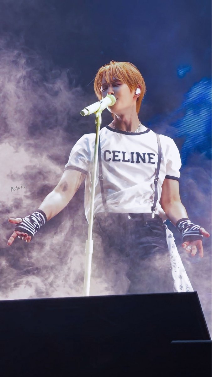 SHINee オニュ 온유 #ONEW #オニュ@SHINee @ONEW_GRIFFIN