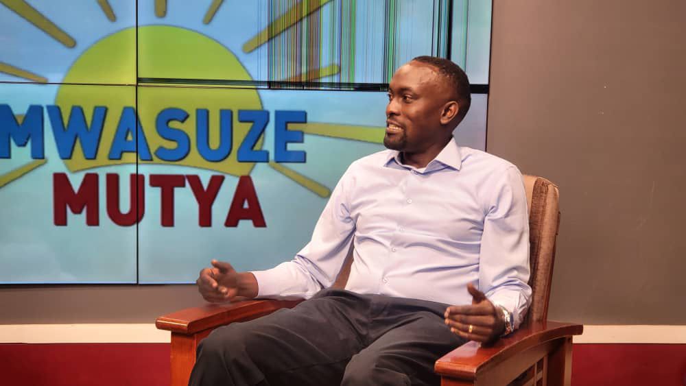 AMufumbiro's tweet image. They can lock the body behind bars, but they can never imprison our souls.  
Our spirits are free.  
Our will is unbreakable.  
Keep rising, the #ProtestVoteUg terrifies them. 
#FreeAllPoliticalPrisonersUg