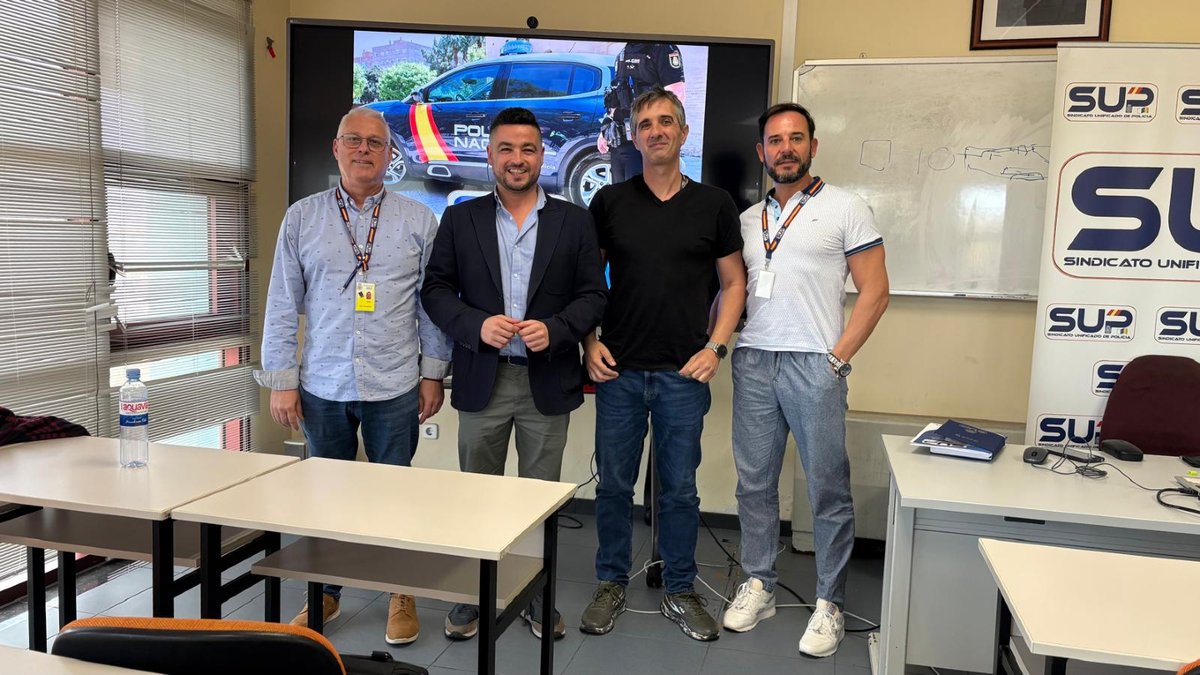 Ayer tuvo lugar la #AsambleaFederal de #Canarias 
Hicimos un repaso a toda la actualidad sindical, enfocando los problemas que hay en las plantillas de las islas
Espacio de debate y proyectos de futuro
de <a href="/SUP_Canarias/">SUP Canarias</a> 
#juntosdefendiendotusderechos