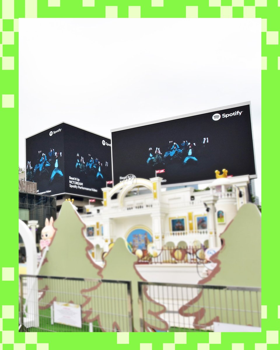SpotifyTH's tweet photo. NCTzen ไทย! ได้ดู ‘Beat It Up’ Spotify Performance Video ของหนุ่มๆ @NCTsmtown_DREAM กันหรือยัง~ 💚 แวะไปถ่ายรูปกับปบิลบอร์ดได้ที่ Parc Paragon และ INTERCHANGE 21 ตั้งแต่ 20 - 24 พ.ย. นี้เท่านั้น 🔥 

ใครยังไม่ได้ดู ตามไปส่องแบบจัดเต็มได้ที่ K-Pop ON! Hub บน Spotify เลย https://t.co/N7D9eMoCI4 

#NCTDREAM #BeatItUp #NCTDREAM_BeatItUp  #SpotifyPerformanceVideo