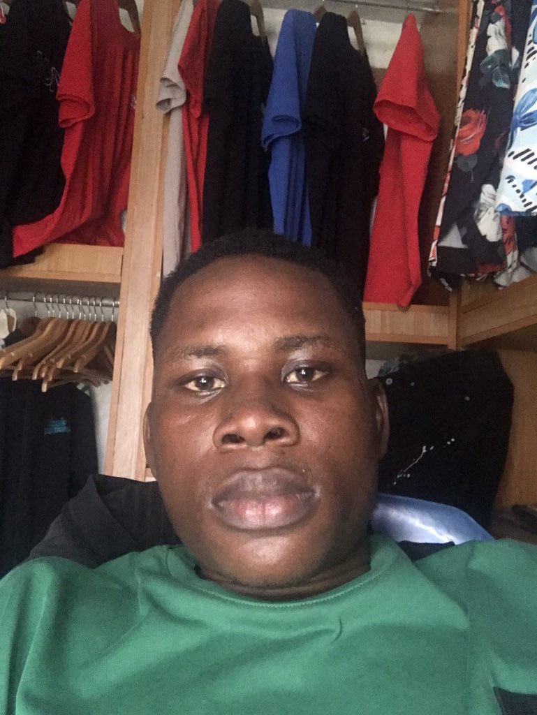 nzubegoodluck80's tweet image. Na me be this