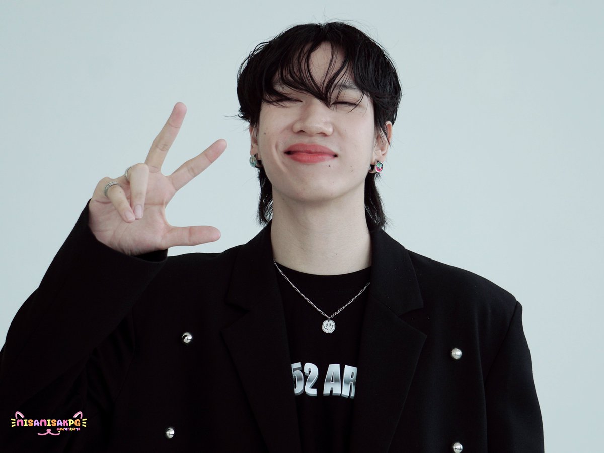 misamisakpg's tweet image. วันนี้แวะไปเติมหมาเด็กมาละ 😘🤟

#CountdownatICONSIAM
#THE52ARENA
#Projext52
#George4MIX #George_rmt