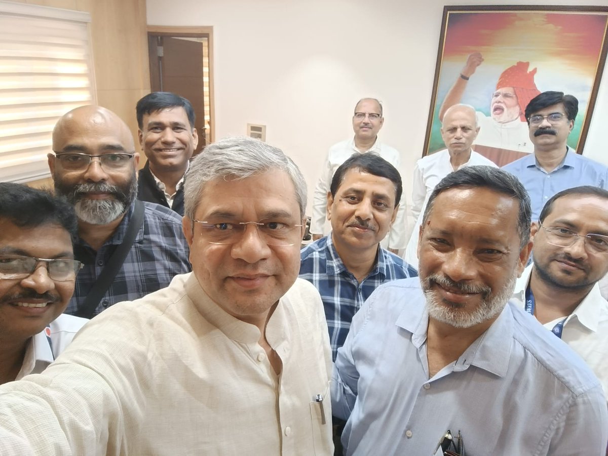 It is exactly one year past. Report of the committee formed last year with the target of six weeks is yet to be out. Hon'ble MR Er <a href="/AshwiniVaishnaw/">Ashwini Vaishnaw</a> Ji, @ <a href="/brmsunion/">BRMS</a> may kindly interfere and help the way out to give justice to the Ers of <a href="/RailMinIndia/">Ministry of Railways</a>