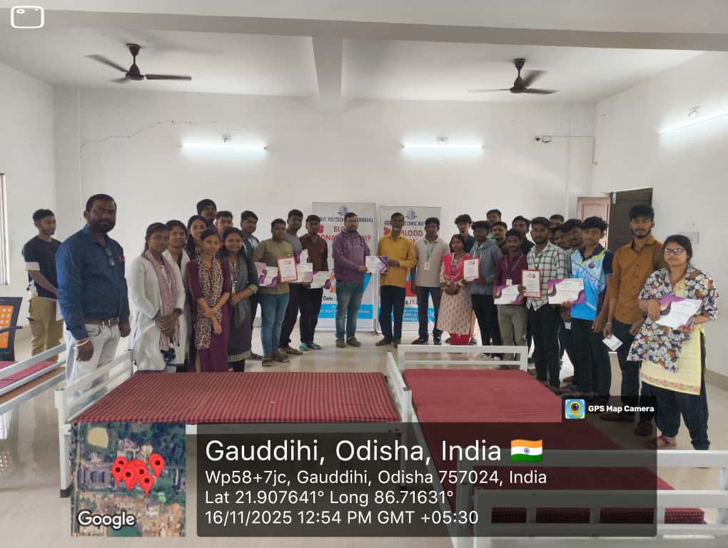 GP_Mayurbhanj's tweet photo. Students &amp; staff members actively participated in "BLOOD DONATION CAMP" organized at GP Mayurbhanj premises on 16th November 2025 in association with Sambada Ama Odisha. 39 Units of Blood collected from the Camp. https://t.co/jwMxbanrbV