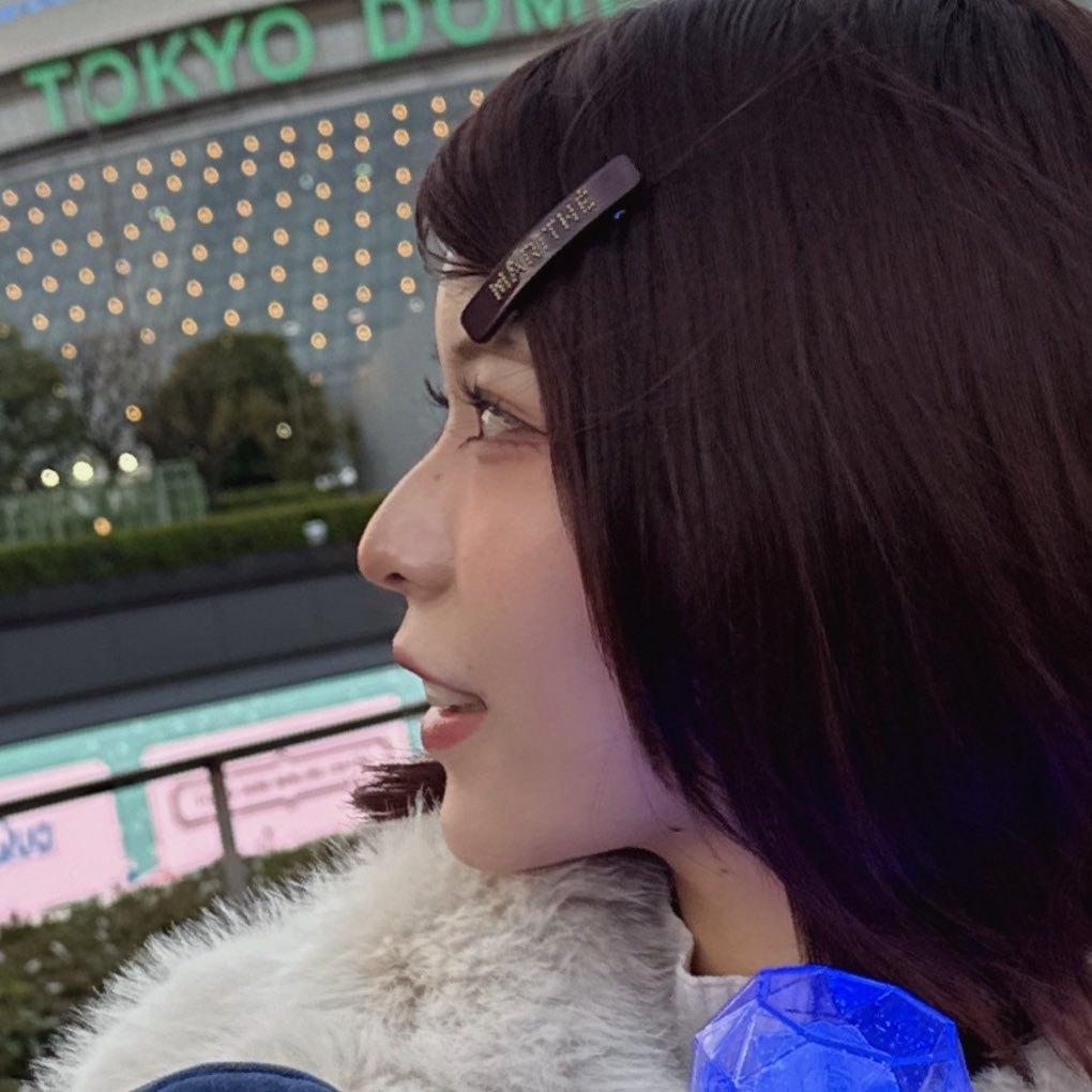 yurio_012's tweet photo. 私まさに左だけど、オンダ（オンダももちろんいいよ）よりウルセラ、デュオタイト、セリニューが1番顔の脂肪にはきいたな〜って感じる！！特に頬肉！！！！ https://t.co/UUFVRl8jjg