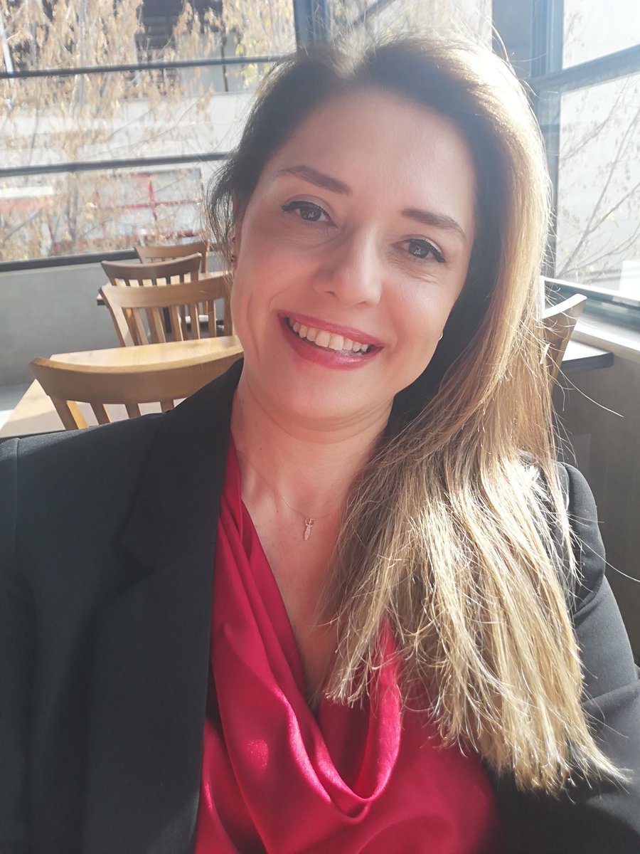 ozdenoze's tweet image. Gününüz Ankara gibi sıcacık geçsin 😍 #tbt (dünden)