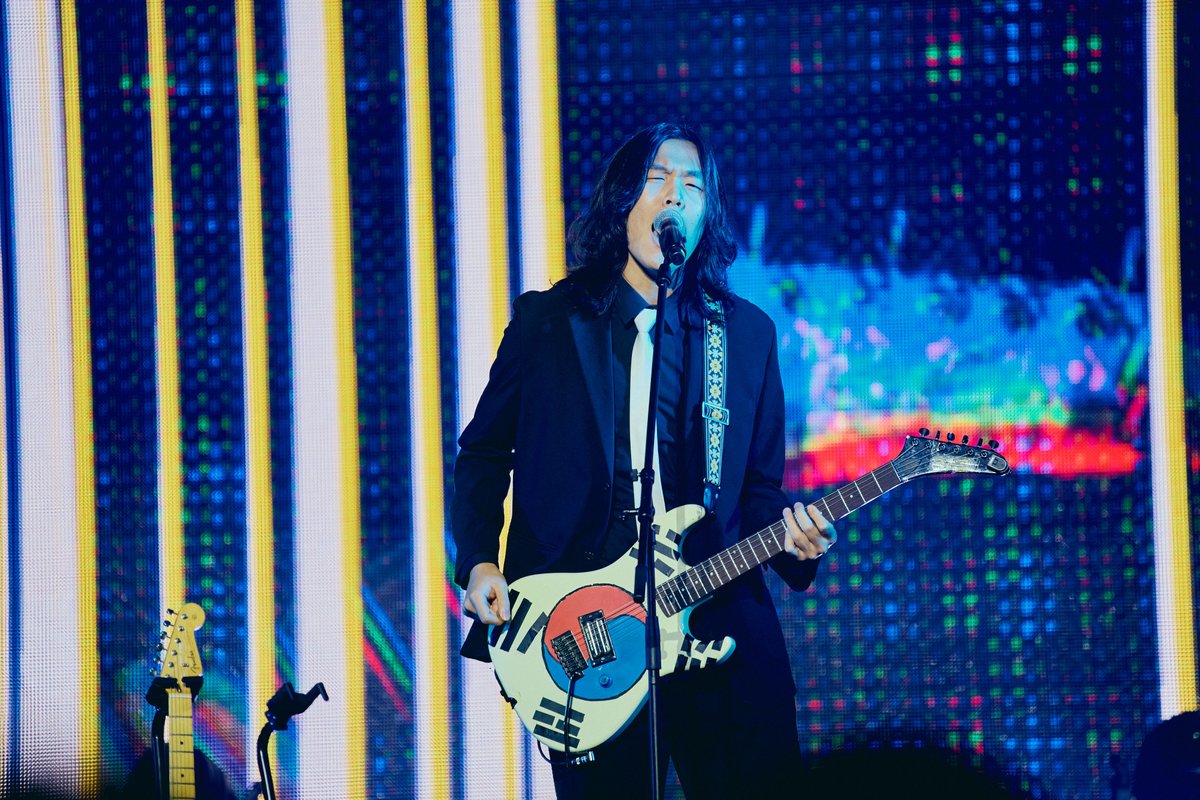 WONDERLIVET's tweet image. 📸 Official Photo • Setlist

#OYSTERS #오이스터즈

1 끼
2 연주곡
3 월화수목금토일
ᴍᴇɴᴛ
4 그때가 좋았어
ᴍᴇɴᴛ
5 빡빡이
6 퍽이나
ᴍᴇɴᴛ
7 소금상사
ᴍᴇɴᴛ
8 Fat Pig
9 생긴 것도 없어
10 Y.M.H
11 YEAH

- - - - - - - - - - - - - - - - - - - - - - - -

WONDERLIVET 2025 ·