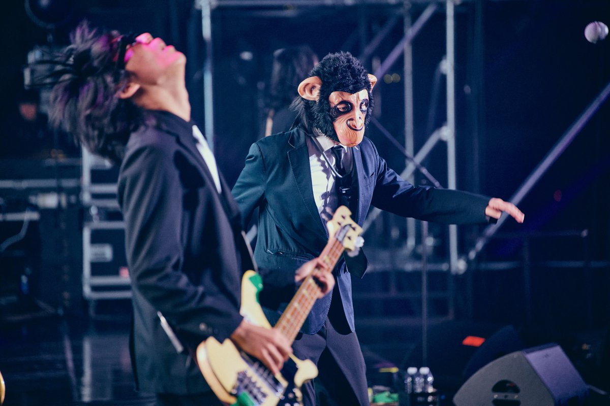 WONDERLIVET's tweet image. 📸 Official Photo • Setlist

#OYSTERS #오이스터즈

1 끼
2 연주곡
3 월화수목금토일
ᴍᴇɴᴛ
4 그때가 좋았어
ᴍᴇɴᴛ
5 빡빡이
6 퍽이나
ᴍᴇɴᴛ
7 소금상사
ᴍᴇɴᴛ
8 Fat Pig
9 생긴 것도 없어
10 Y.M.H
11 YEAH

- - - - - - - - - - - - - - - - - - - - - - - -

WONDERLIVET 2025 ·