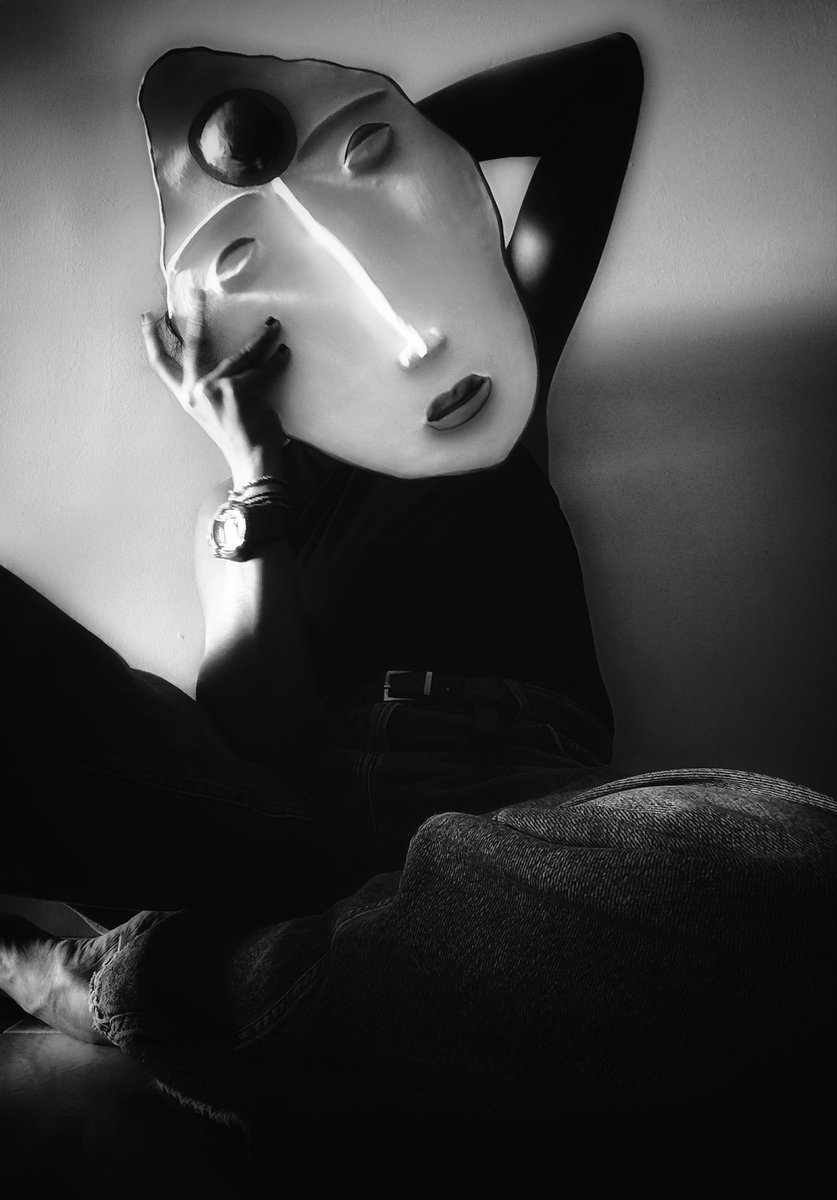 La_Griega_'s tweet image. Gm ☕ 

Centered, steady, aligned..

&quot;In Alignment&quot;
3/5 -- 20 XTZ
🔗⬇️