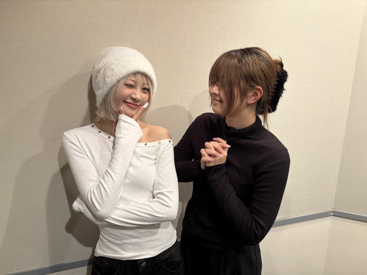 nack5next_thu's tweet image. 【#ELSEE #AKARI の「ねぇ、いまひま？」🦋】

 『#29 AKARI×PONO PONOお姉さんに相談だ！』配信開始📻

実は「相談」に乗りたかったPONO👂
新コーナー「PONOお姉さんに相談だ！」スタート📨

どんな内容でも構いません相談待ってます📩

#ねえひま795

▼配信はこちら
nack5.co.jp/nack5-next/