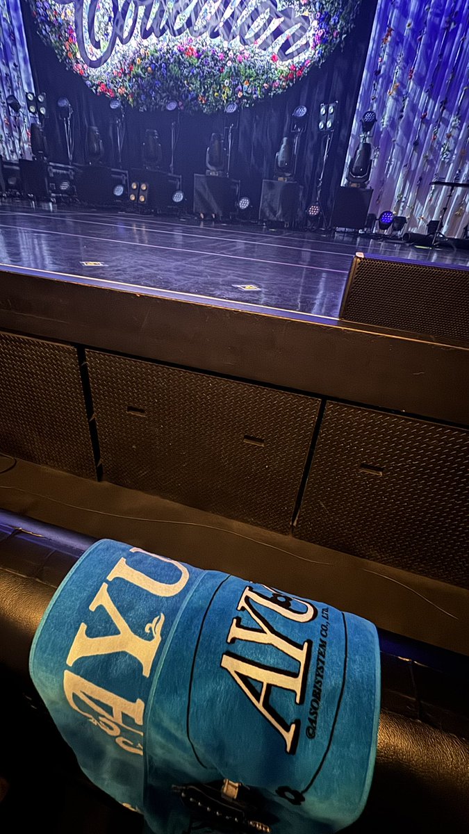 ikedaren's tweet photo. メンバーのきらきらの眩しさにやられて死ぬ距離。
#すいこれツアー https://t.co/EllIfZ7upW