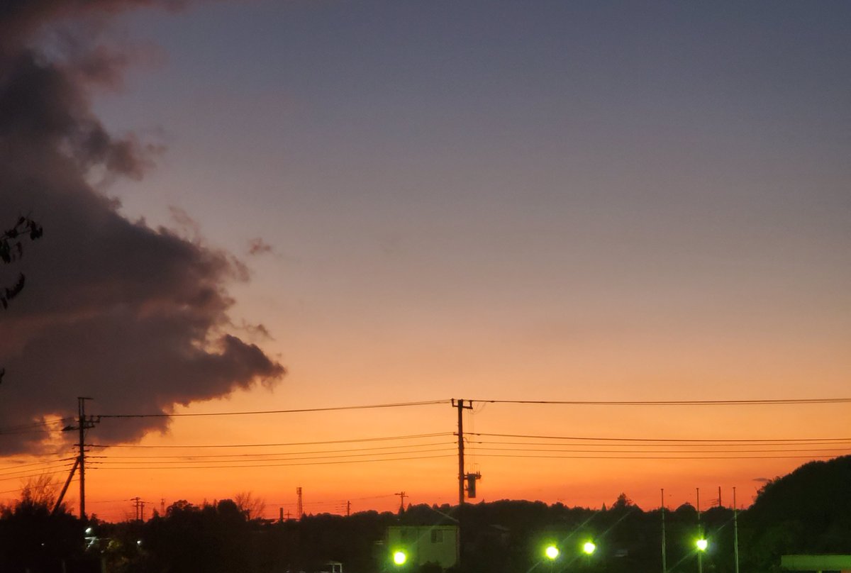 木曜日おつかれさまでした｡ #夕日