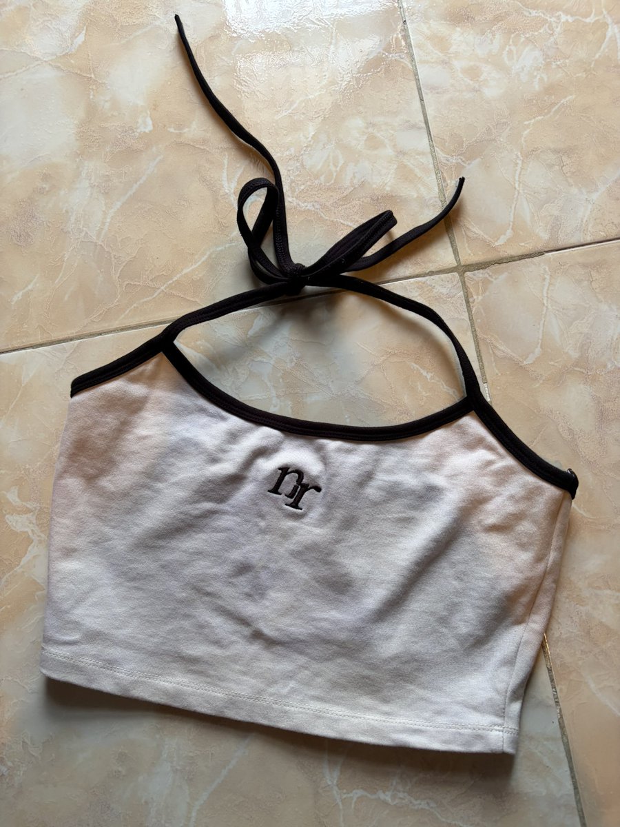 somjaisk's tweet photo. ส่งต่อ #nicharis  ราคา 160 บาท
ใส่ 2-3 ครั้ง สีครีม https://t.co/eP9LKearTE