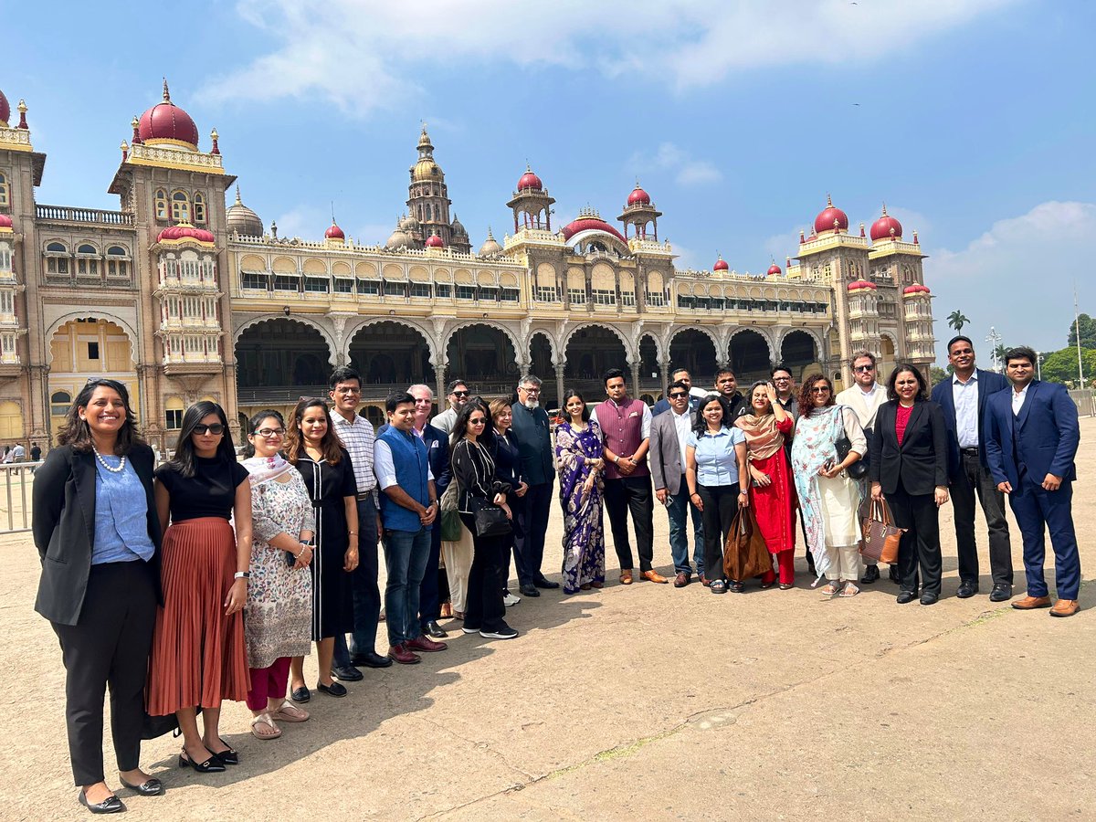 It was an honour to be hosted by His Highness Maharaja Yaduveer Krishnadatta Chamaraja Wadiyar and Her Highness Trishikha Kumari Wadiyar at the Mysore Palace. #USIBC led an insightful roundtable on “Unlocking Mysore’s Innovation Potential: Cybersecurity, Semiconductors, and