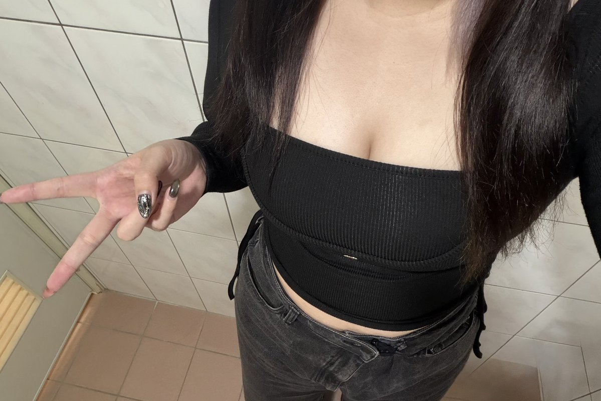 Lusha_error404's tweet image. 新衣服很喜